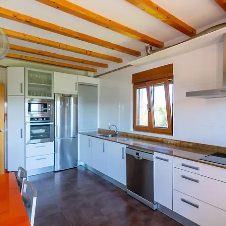 ¡nueva! Encantadora Casa Rustica, Comoda Y Amplia. Hébergement de vacances